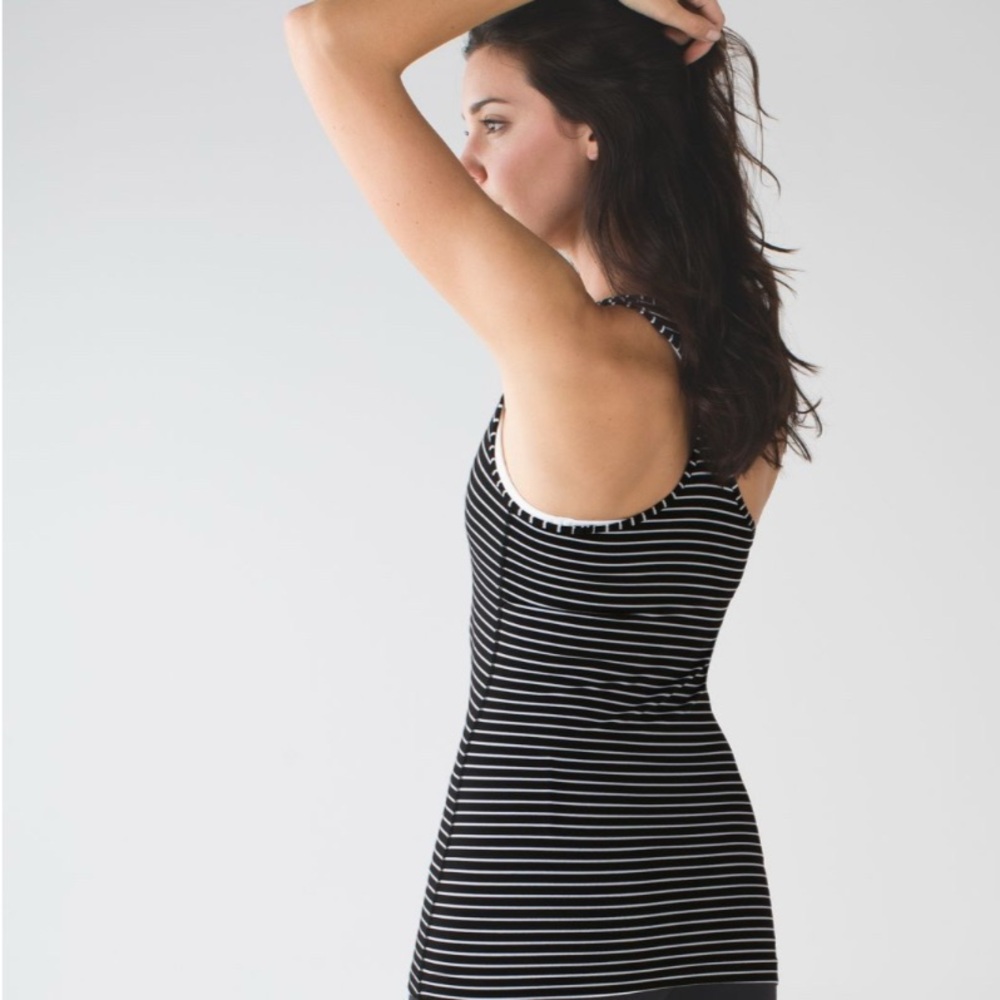 Lululemon Cool Racerback Parallel Stripe Black White p2p 12” approx size 4/6 - Picture 2 of 11